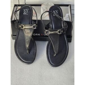 NY&C New York & Co. Women's Leather Bit Strap Thong Sandals Black Size 10 New